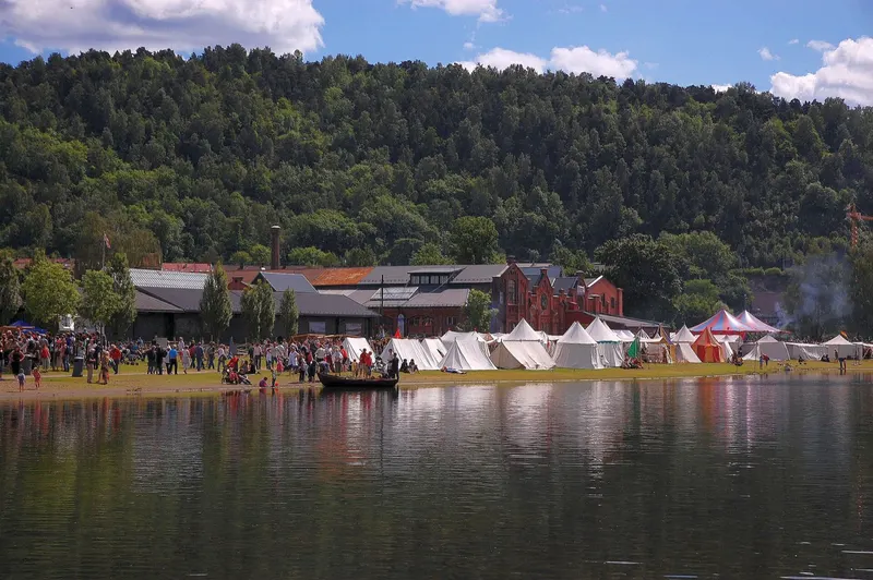 The tented camp by the water at the Oslo Medieval Festival in 2009.