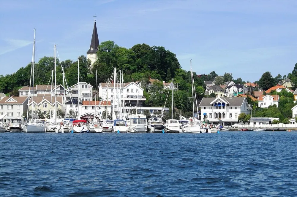 From Grimstad. The picture does not show the market itself.