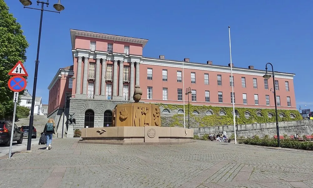 From Haugesund. The picture does not show the market itself.