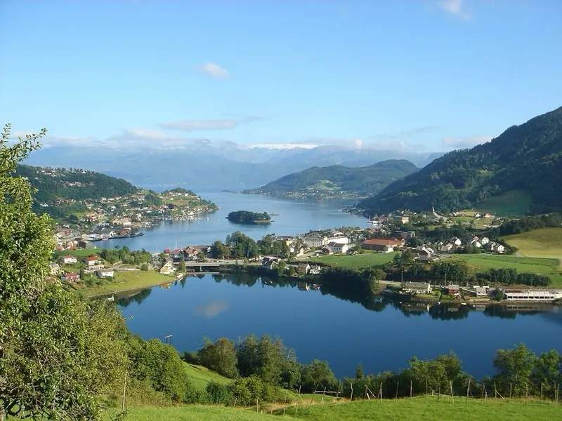 From Kvam. The picture does not show the market itself.