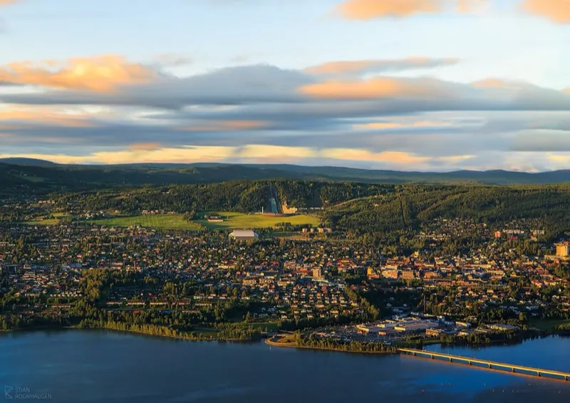 From Lillehammer. The picture does not show the market itself.