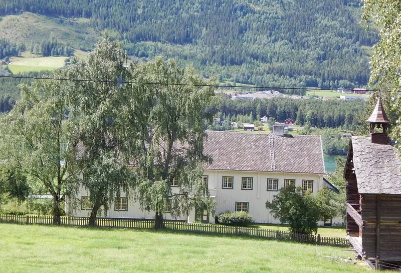 Øyer prestegård in Øyer, Gudbrandsdalen — the municipality where Stavsmartn is held at Stav
